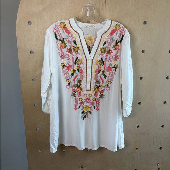 Solitaire Floral Embroidered Split V-Neck Boho Popover Tunic Roll Tab Sleeve L - Picture 2 of 6